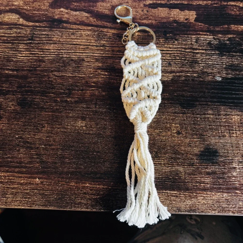 Handmade Macrame Keychain Boho Tassel Bag Charm Off White Gold Tone Hardware